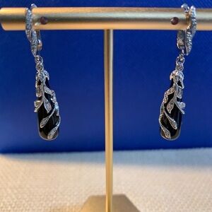 Affinity Diamond 1/7 ct tw Sterling Silver and Black Agate Earrings